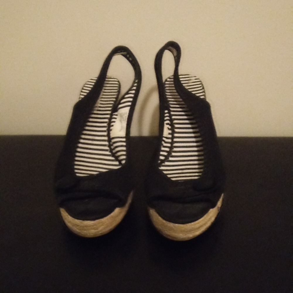 2 for 1 women's shoes gift bundle